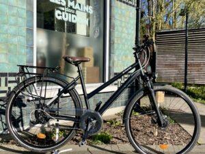 VTC Btwin Hoperider 900 taille M Non classé Les Mains Dans Le Guidon