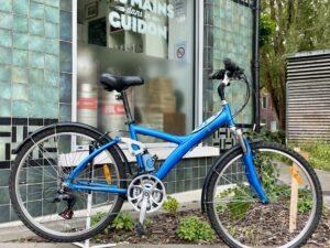 VTC Btwin Original 5 taille M Vélo en dépot-vente Les Mains Dans Le Guidon