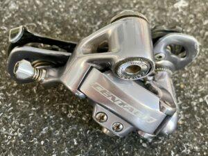 Dérailleur arrière CAMPAGNOLO CENTAUR gris 10 vitesses Dérailleur arrière Les Mains Dans Le Guidon