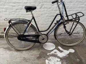 Hollandais Sparta Cornwall Vélo en dépot-vente Les Mains Dans Le Guidon