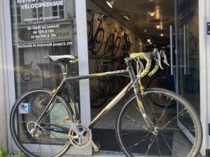 Superbe vélo Course Sunn Campagnolo 9 vitesses ergopower Vélo de collection Les Mains Dans Le Guidon