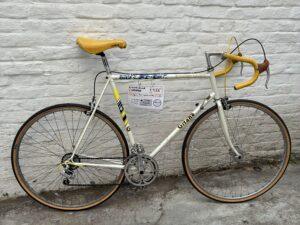Route-Ville Gitane Vélo occasion Les Mains Dans Le Guidon